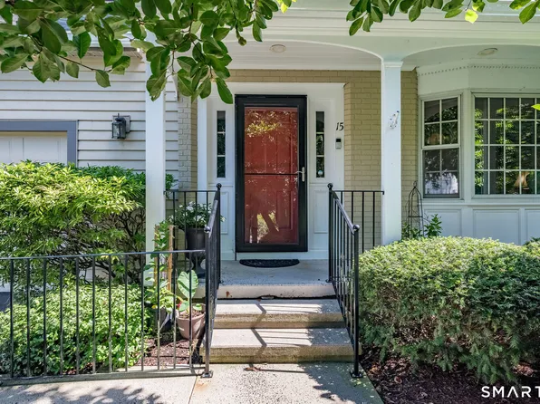 15 Cambridge Drive #15, Madison, CT 06443