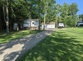 16775 Madison Rd, Middlefield, OH 44062