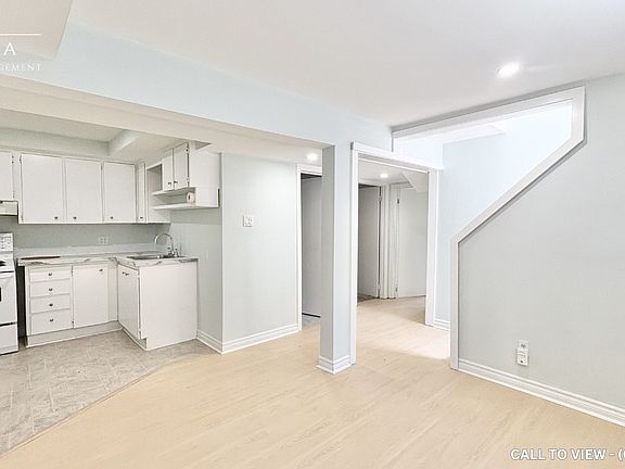 4th image of 36 Waverly St S #2