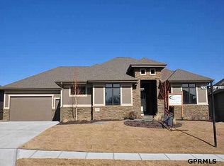 20002 Pierce St, Omaha, NE 68022