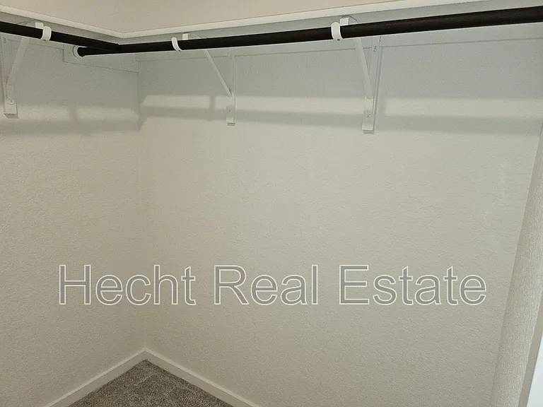 2440 Lost Creek Rd — Photo 20