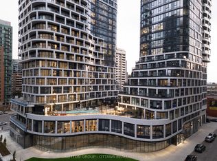 391 Slater St #702, Ottawa, ON K1R 1B2