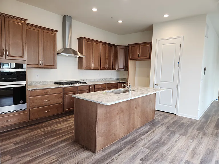 703 Harness St — Photo 15