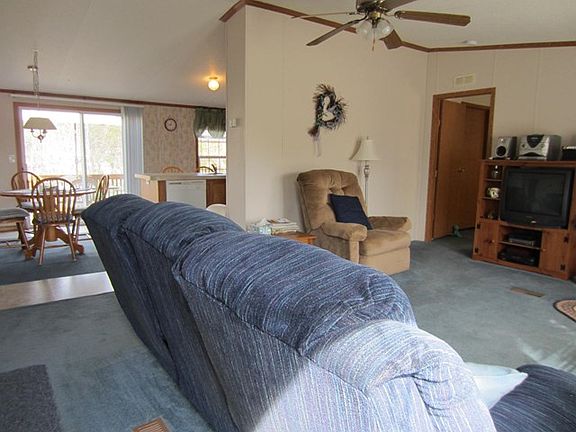 4th image of 183 Moncure Ln