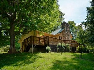 185 Cass Kell Ln, Clyde, NC 28721