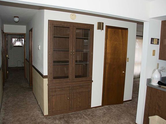 Built-in curio cabinet