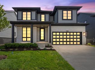 54840 Camden Ct, Utica, MI