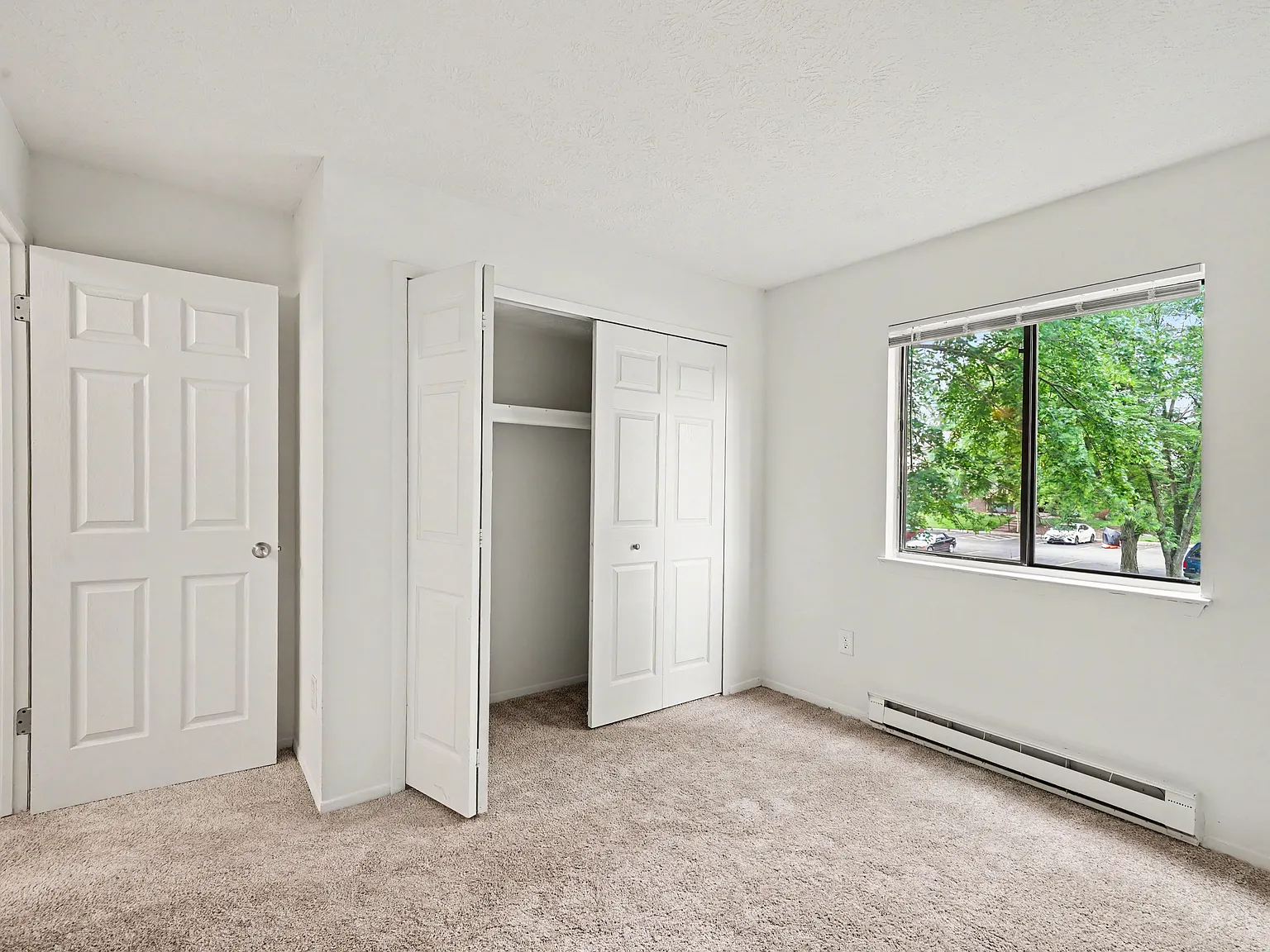 Eastgate Woods Apartments — Photo 3