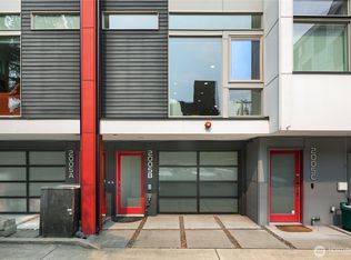 2005 E Denny Way UNIT B, Seattle, WA 98122