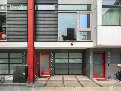 2005 E Denny Way #B, Seattle, WA, 98122