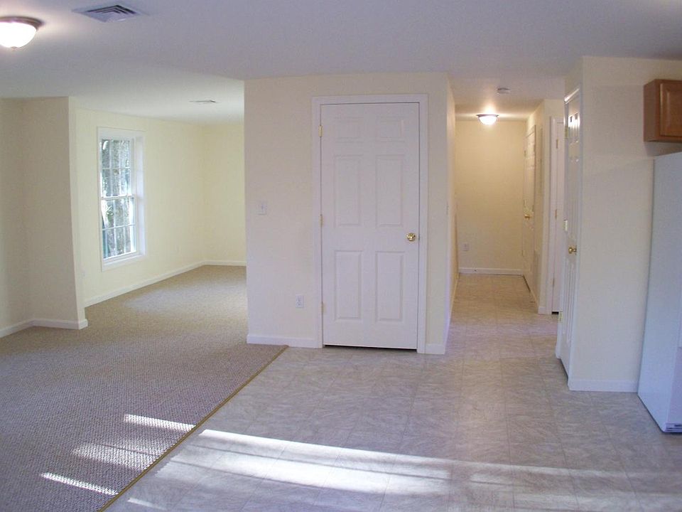 Eat-In Area of Kitchen