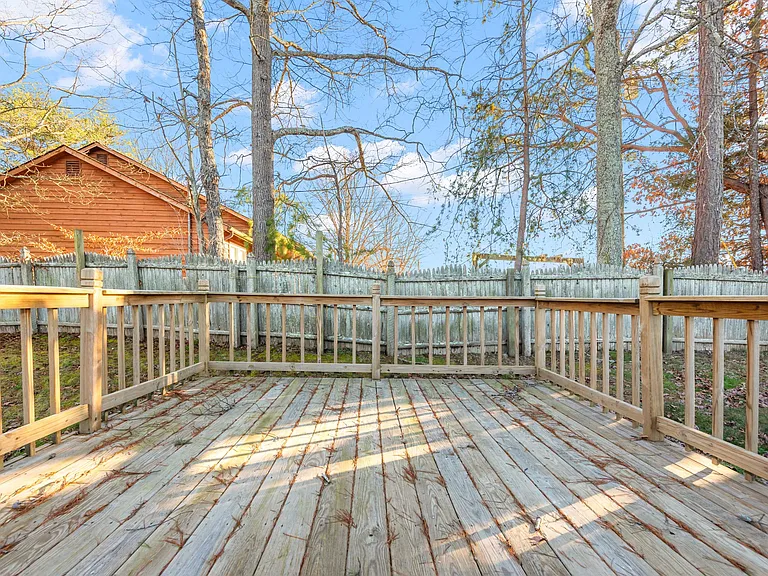 7701 Bellchase Ln — Photo 18