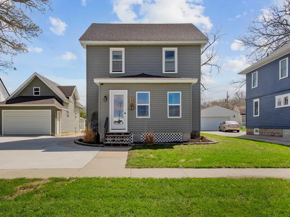 513 S Walnut Ave, Owatonna, MN 55060