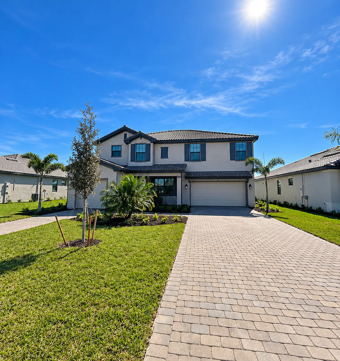 5 bed, 3283 sqft, $4,295 — Photo 3