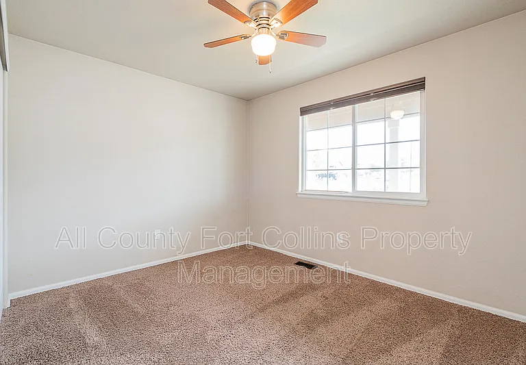 3394 Butternut Ln — Photo 21