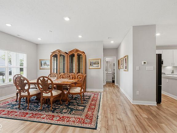 4th image of 8244 Hulton Rd