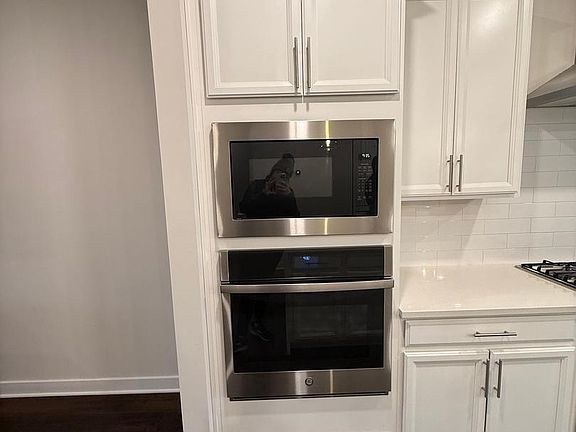 4th image of 4607 Plum Rd
