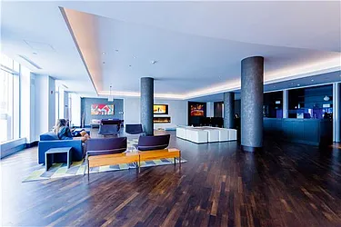 Rented by R New York