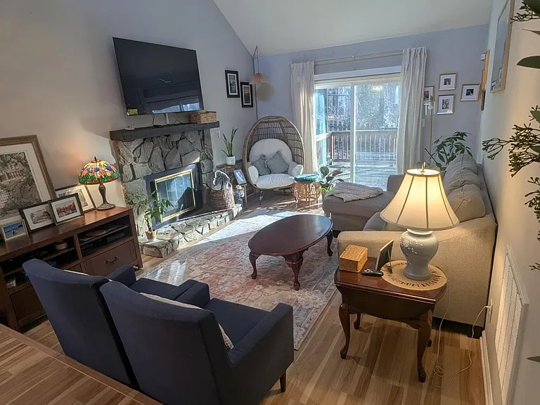 5513 Kaplan Dr — Photo 17