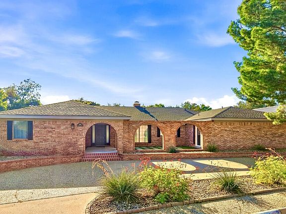 3rd image of 5001 Monticello Ct