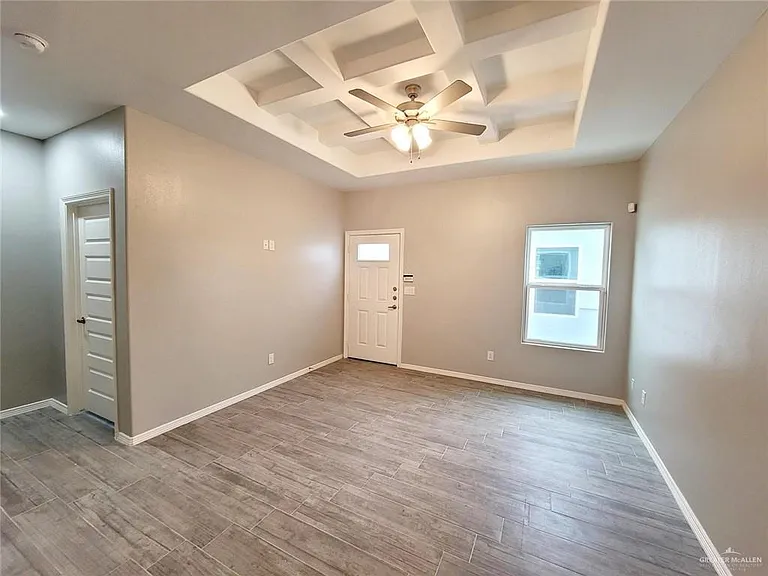 1817 Davenport St #4 — Photo 8