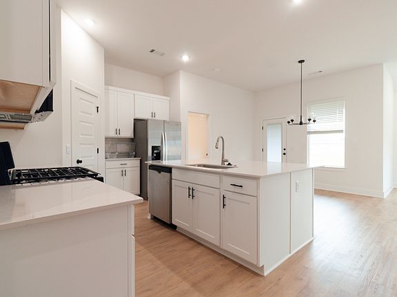 2nd image of 525 W Gosling Isle