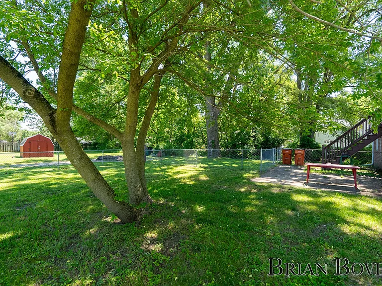 6480 Belmont Ave NE #2 — Photo 36