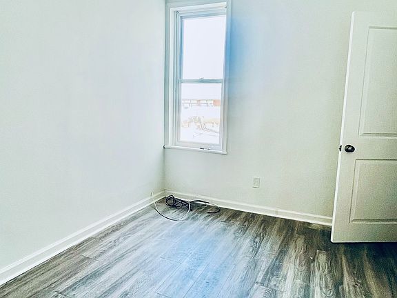 2nd image of 1921 N 31st St Floor 3