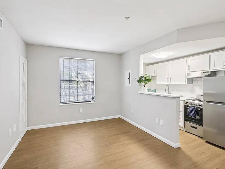 Flats at 87Ten — Photo 26