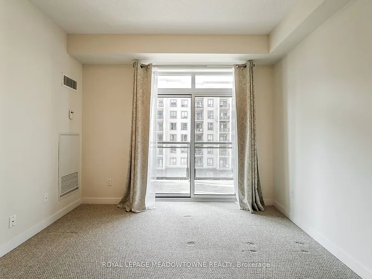 2486 Old Bronte Rd #402 — Photo 5