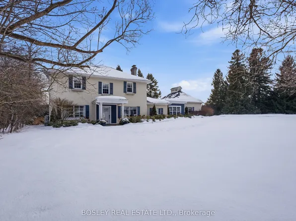 16 Olivers Ln, Hamilton, ON K9A 0V4