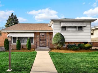 15208 Sunset Dr, Dolton, IL 60419