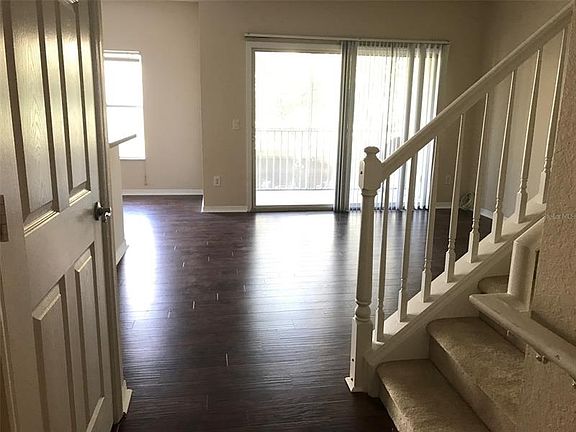 2nd image of 2550 Grand Central Pkwy APT 5