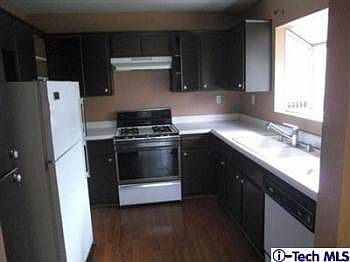 2nd image of 11150 Glenoaks Blvd Unit 1