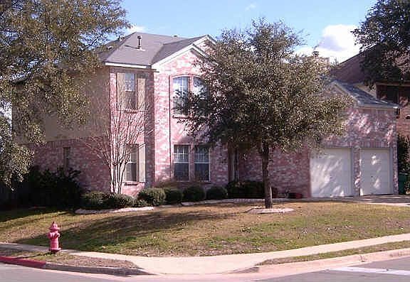 1st image of 800 Woodhollow Ln