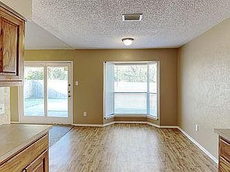 1st image of 11141 Meadow Creek Ct