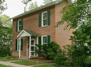 722 N Lucas St, Iowa City, IA 52245