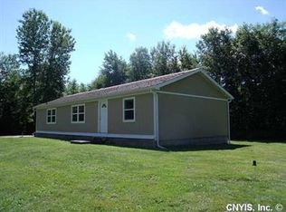 7518 Myers Rd, East Syracuse, NY 13057