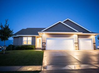 245 Locust Dr, North Liberty, IA 52317