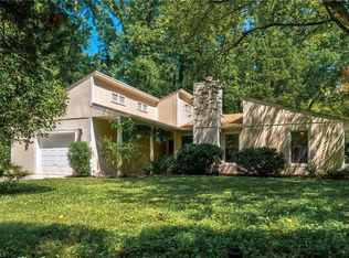 305 Kirk Rd, Greensboro, NC 27455