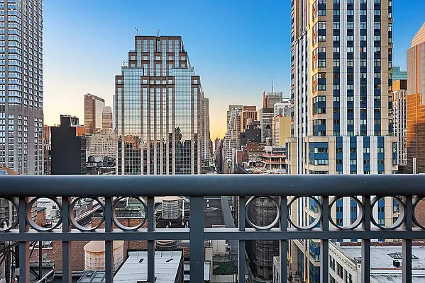 Rented by Compass | media 39