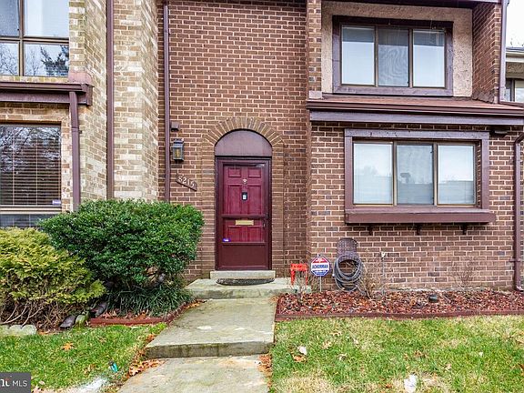 5th image of 8215 Mandan Ct