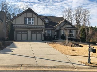 3040 Scarlet Oak Ln, Gainesville, GA