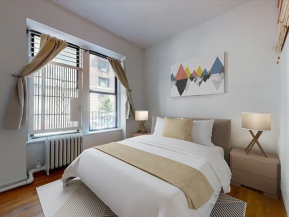 5th image of 204 W 81st St APT 2