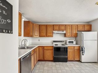 145 South St APT 2, Walpole, MA 02081