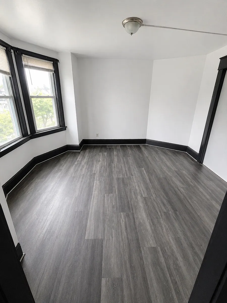 Building Photo - 777 Stuyvesant Ave #2