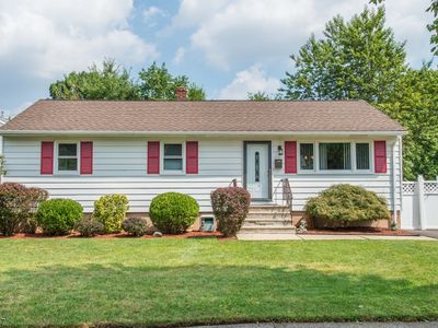 82 Hutton Rd, Clifton, NJ, 07013