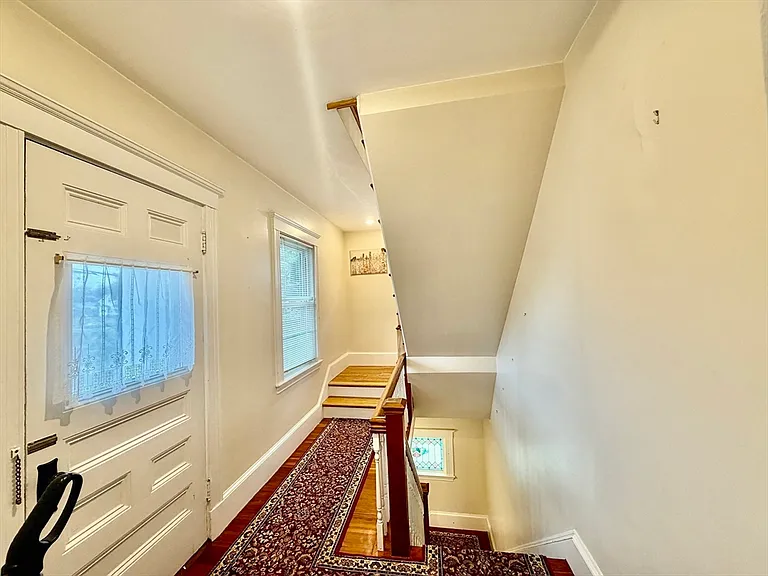 307 Washington St #2 — Photo 25