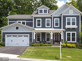 124 Melody Ln SW, Vienna, VA 22180