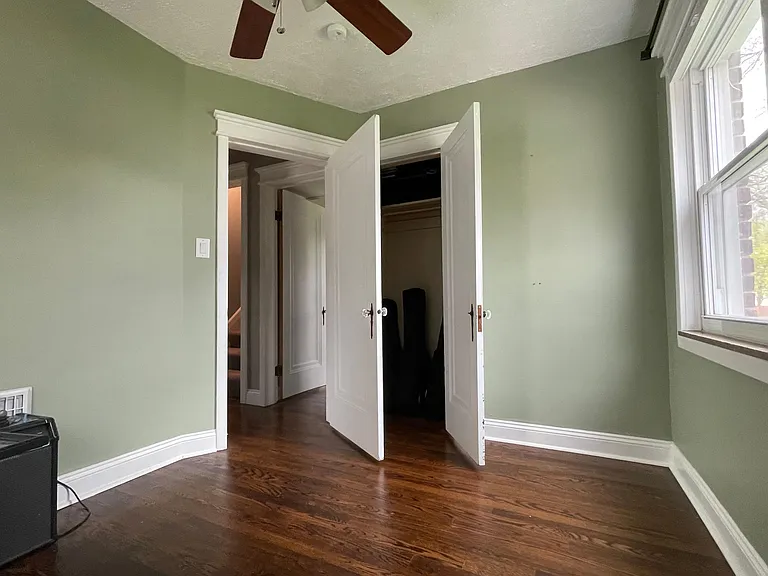 946 Pinecrest Dr — Photo 29
